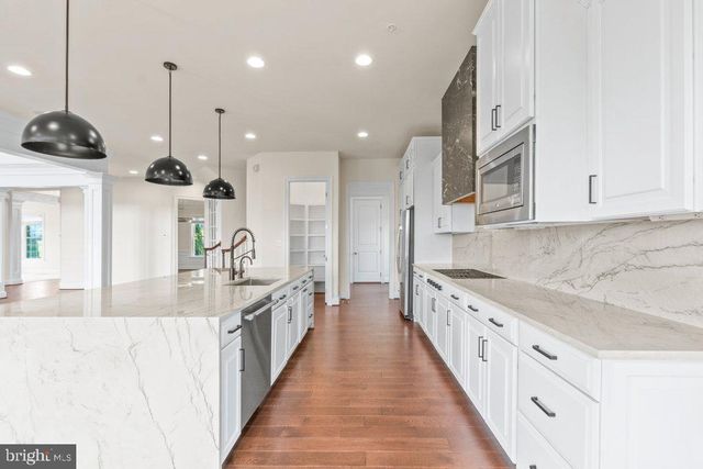 555 PARKLAND RD, Eldersburg, MD 21784