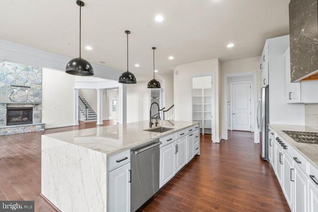555 PARKLAND RD, Eldersburg, MD 21784