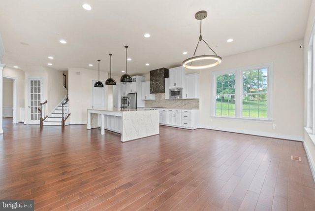 555 PARKLAND RD, Eldersburg, MD 21784