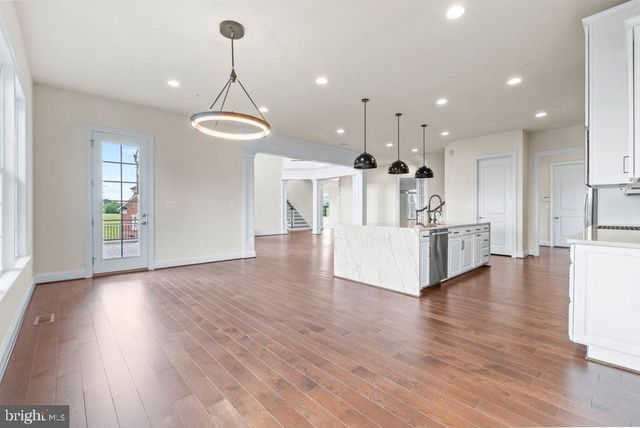 555 PARKLAND RD, Eldersburg, MD 21784