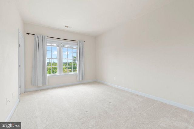 555 PARKLAND RD, Eldersburg, MD 21784