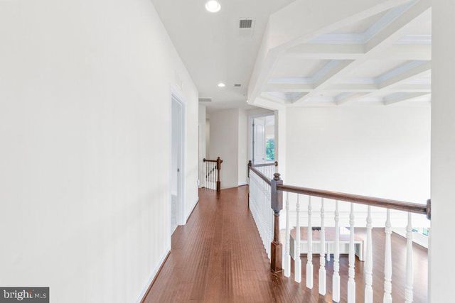 555 PARKLAND RD, Eldersburg, MD 21784