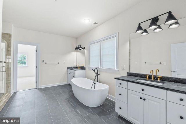 555 PARKLAND RD, Eldersburg, MD 21784