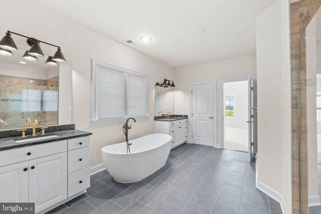 555 PARKLAND RD, Eldersburg, MD 21784