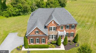 555 PARKLAND RD, Eldersburg, MD 21784
