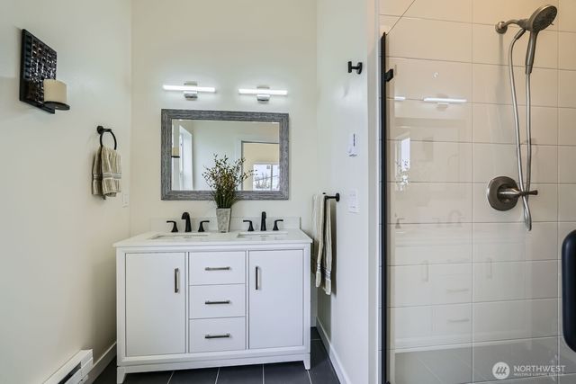 5928 18th Avenue S, Seattle, WA 98108