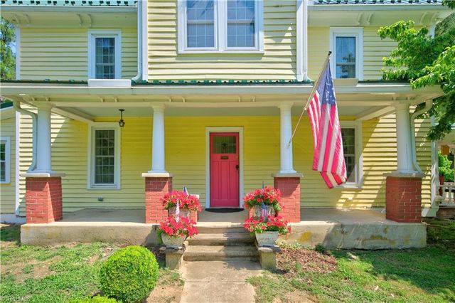 2067 Bethlehem Church Road NE, Floyd, VA 24091