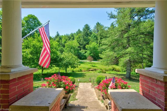 2067 Bethlehem Church Road NE, Floyd, VA 24091