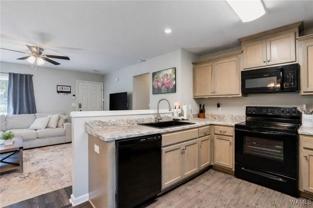 16161 Stone Ridge Pkwy, Brookwood, AL 35444