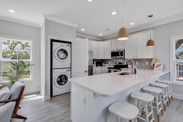 495 Rosemary Ln., North Myrtle Beach, SC 29582