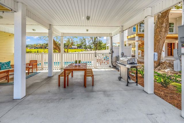 495 Rosemary Ln., North Myrtle Beach, SC 29582