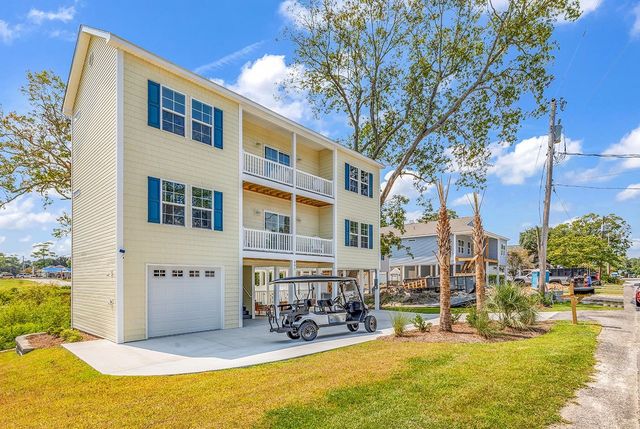 495 Rosemary Ln., North Myrtle Beach, SC 29582