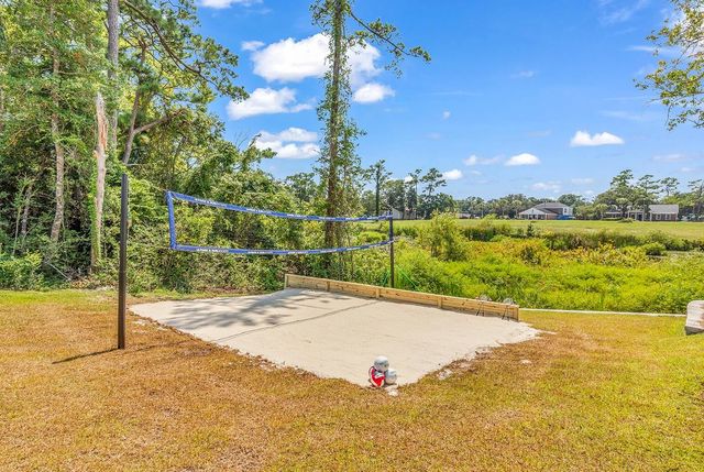 495 Rosemary Ln., North Myrtle Beach, SC 29582