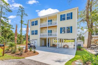 495 Rosemary Ln., North Myrtle Beach, SC 29582