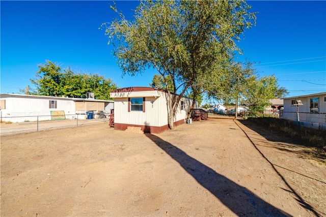 3765 E Lum Avenue, Kingman, AZ 86409