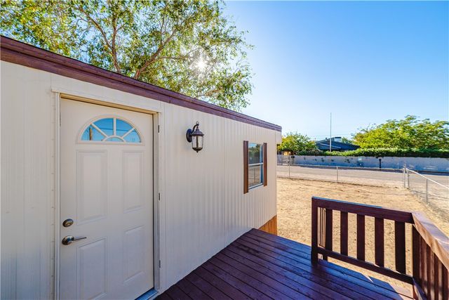 3765 E Lum Avenue, Kingman, AZ 86409