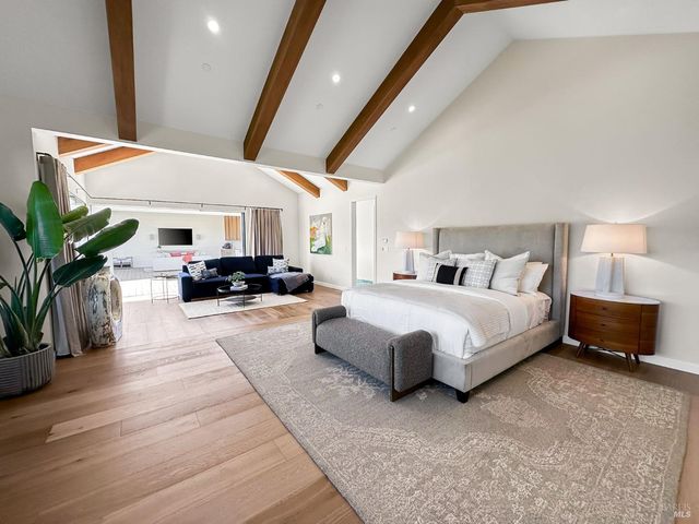 987 Mark West Springs Rd, Santa Rosa, CA 95404