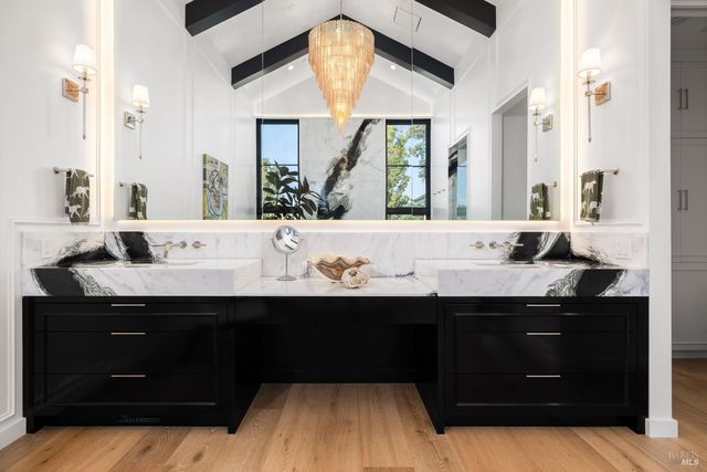 987 Mark West Springs Rd, Santa Rosa, CA 95404