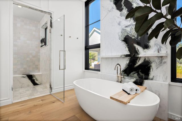 987 Mark West Springs Rd, Santa Rosa, CA 95404