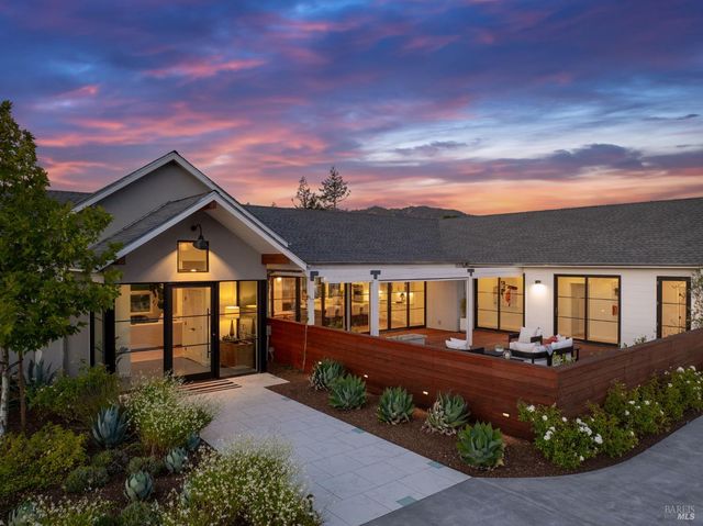 987 Mark West Springs Rd, Santa Rosa, CA 95404