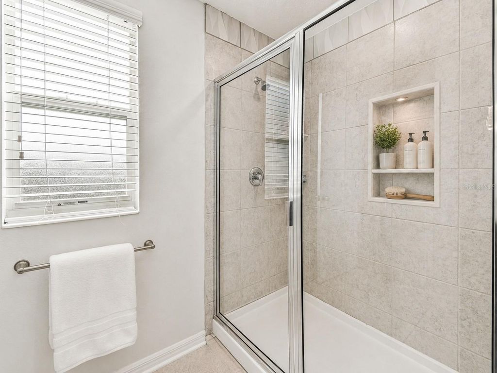 Image 23 of property listing at 2601 E LAKE AVENUE A, Tampa, FL 33610
