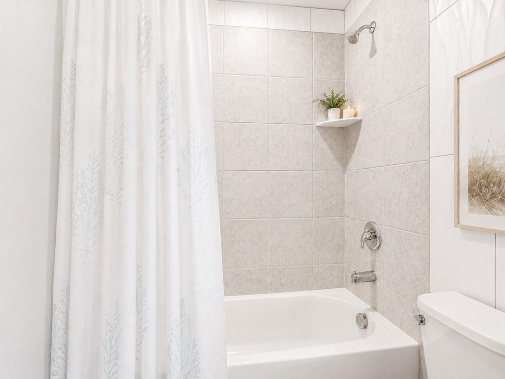 Image 27 of property listing at 2601 E LAKE AVENUE A, Tampa, FL 33610
