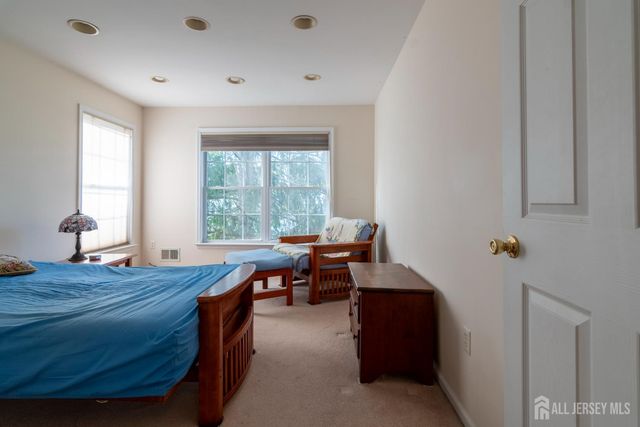 5 Newell Street, Hillsborough, NJ 08844