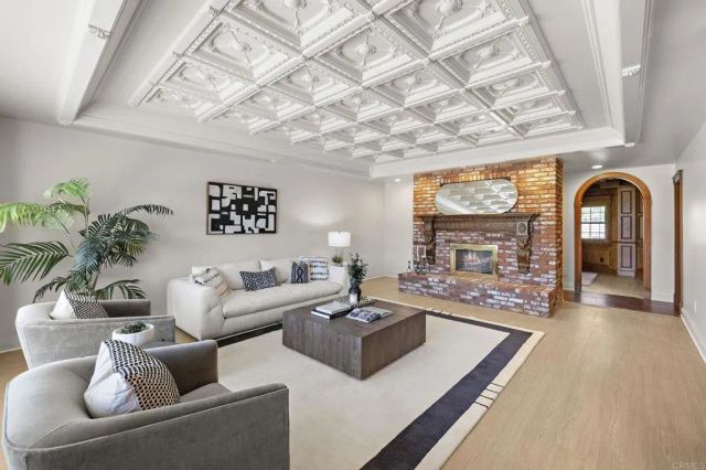 36910 Pauba Rd, Temecula, CA 92592