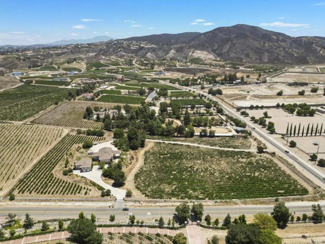 36910 Pauba Rd, Temecula, CA 92592