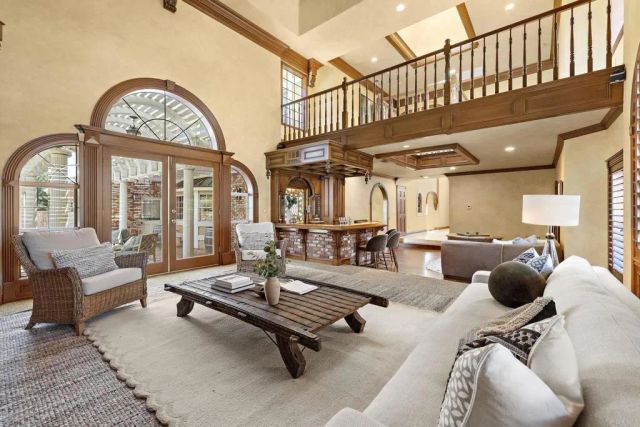36910 Pauba Rd, Temecula, CA 92592