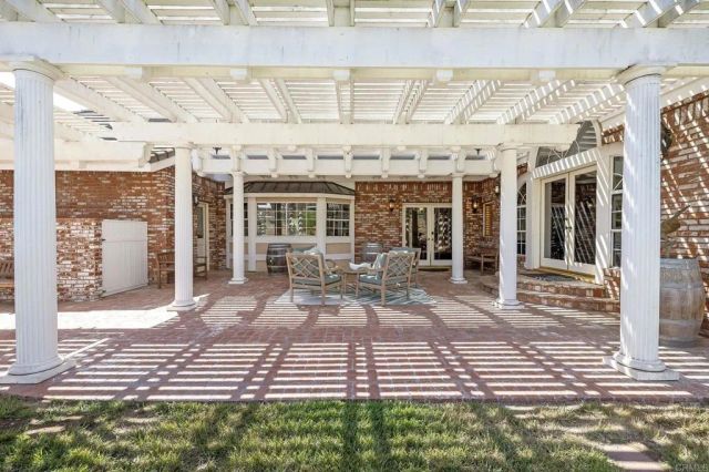 36910 Pauba Rd, Temecula, CA 92592