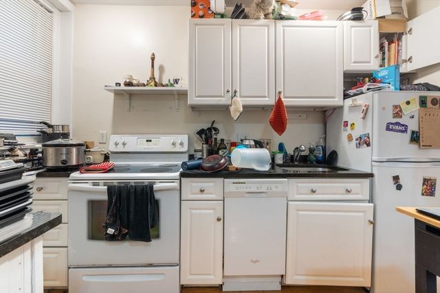 15 University Road 21, Brookline, MA 02445