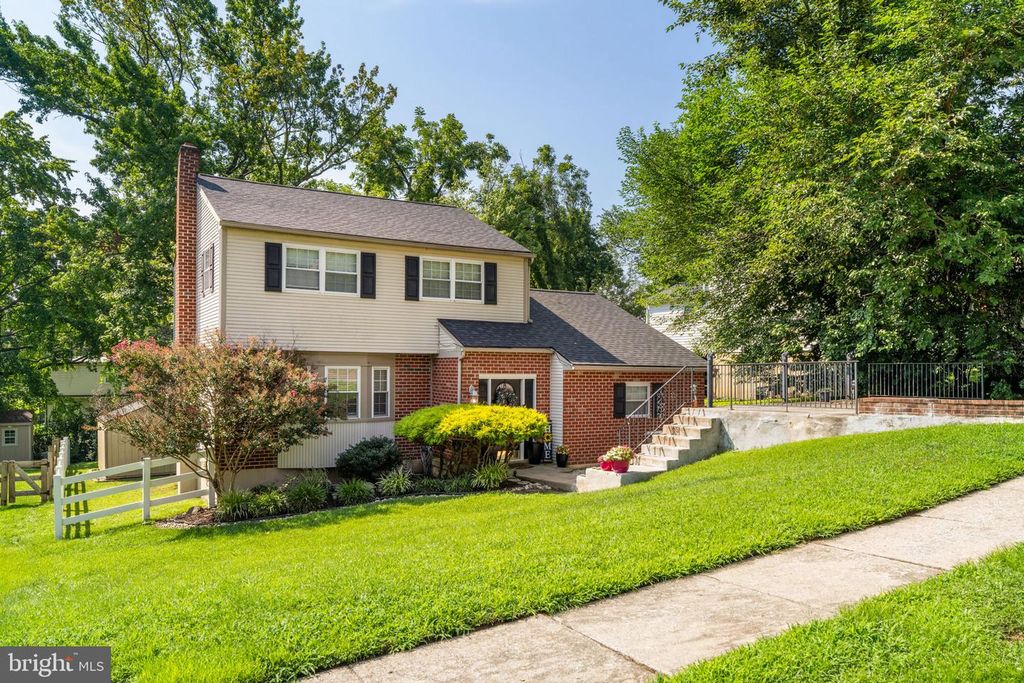 24 WINDING, UPPER CHICHESTER, PA 19061 — photo 2