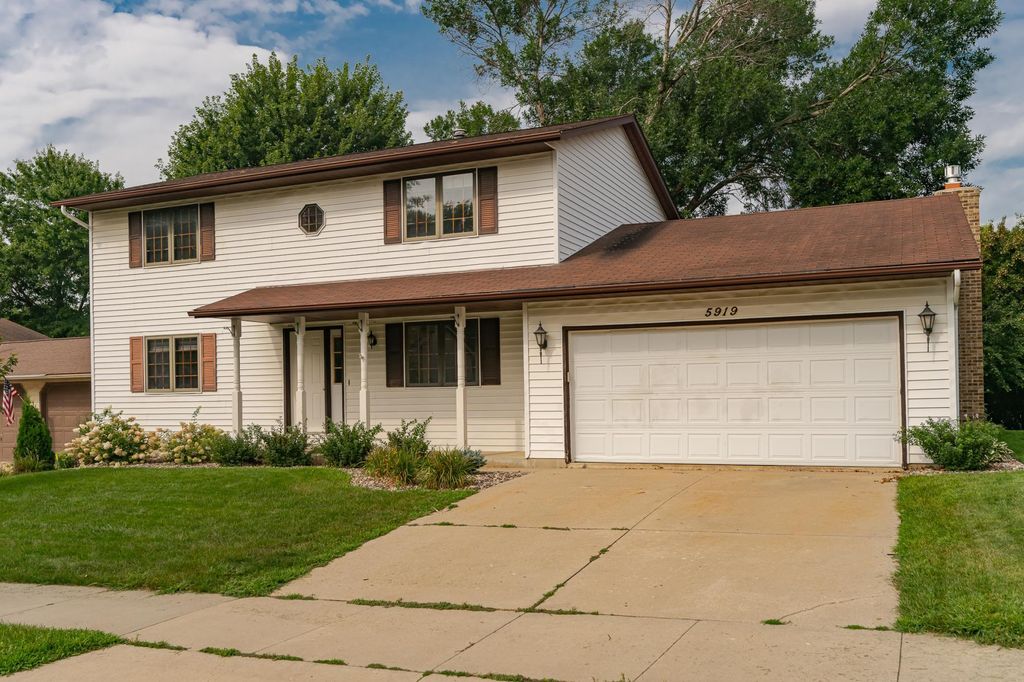 5919 24th Avenue NW, Rochester, MN 55901
