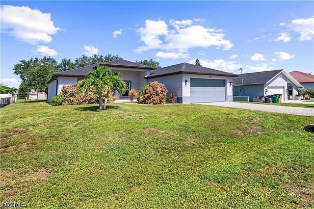 632 NE 2nd AVE, Cape Coral, FL 33909
