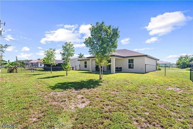 632 NE 2nd AVE, Cape Coral, FL 33909
