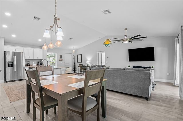 632 NE 2nd AVE, Cape Coral, FL 33909