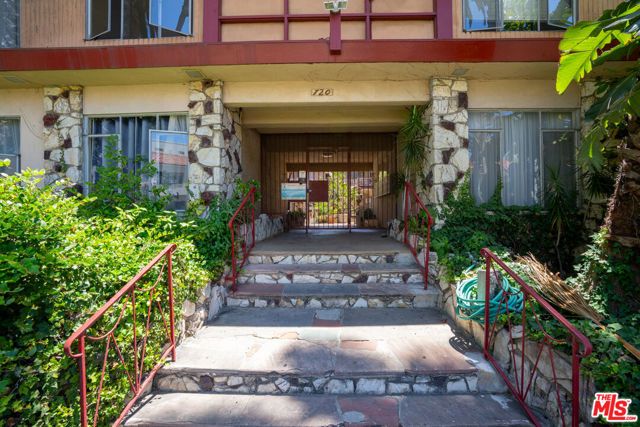 720 S Plymouth Boulevard, Los Angeles, CA 90005