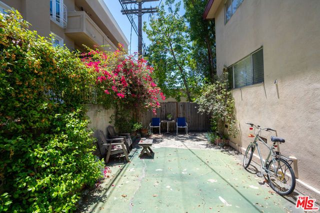 720 S Plymouth Boulevard, Los Angeles, CA 90005