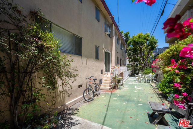 720 S Plymouth Boulevard, Los Angeles, CA 90005