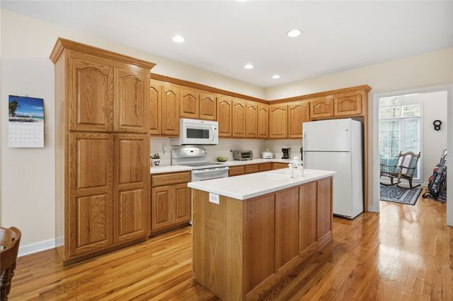 133 South Port Drive, Seneca, SC 29672