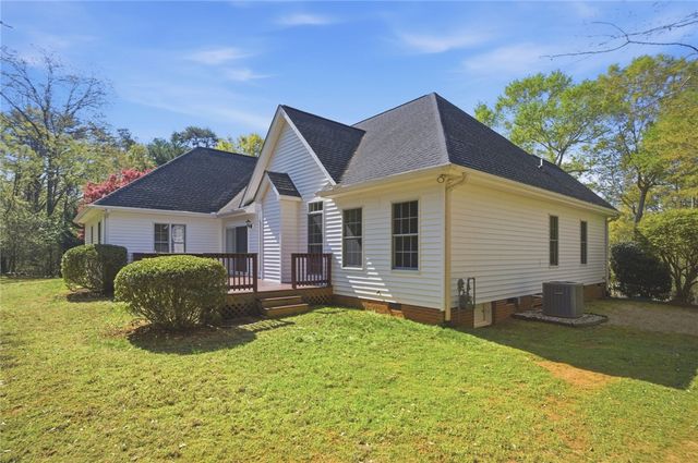 133 South Port Drive, Seneca, SC 29672