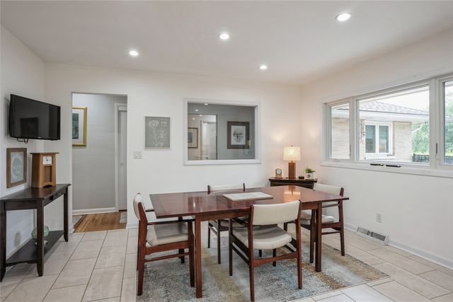 2105 Park Avenue, Des Moines, IA 50321