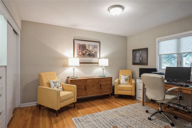 2105 Park Avenue, Des Moines, IA 50321