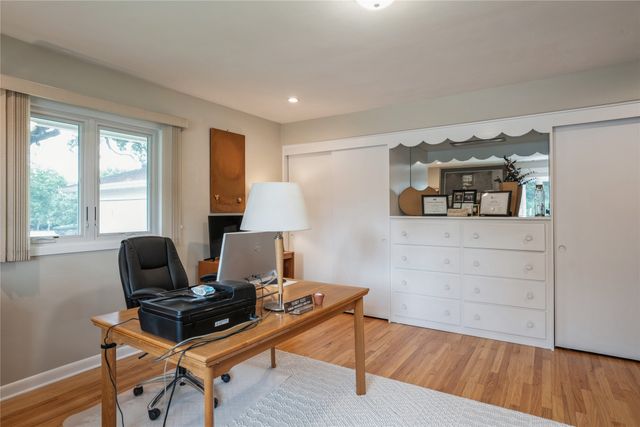 2105 Park Avenue, Des Moines, IA 50321