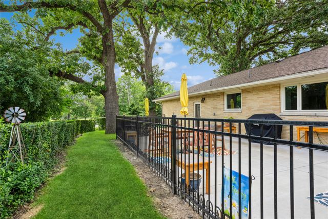 2105 Park Avenue, Des Moines, IA 50321