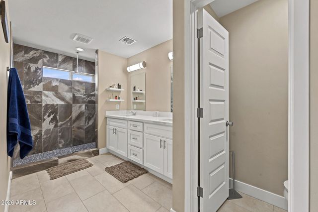 33201 W Siesta Way, Tonopah, AZ 85354