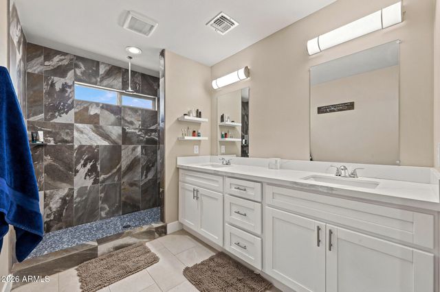33201 W Siesta Way, Tonopah, AZ 85354