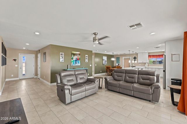 33201 W Siesta Way, Tonopah, AZ 85354