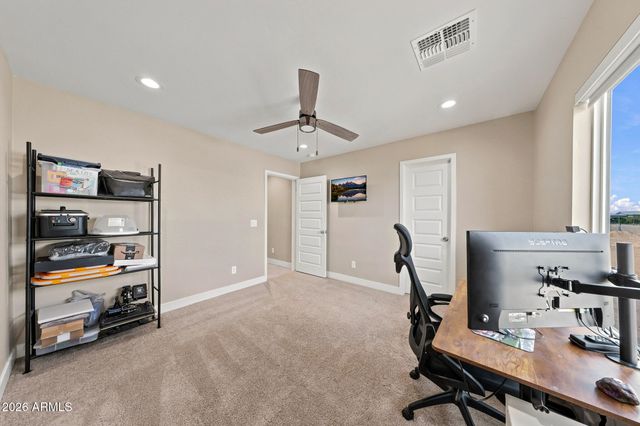 33201 W Siesta Way, Tonopah, AZ 85354